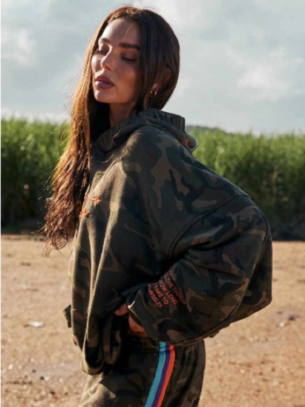 NWT Sabbi Name Yourself Camo Hoodie with Orange Script Logo - Picture 5 of 14